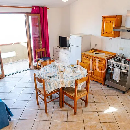 Castello 4 Appartement *