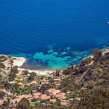 Apartament Castello 4 *