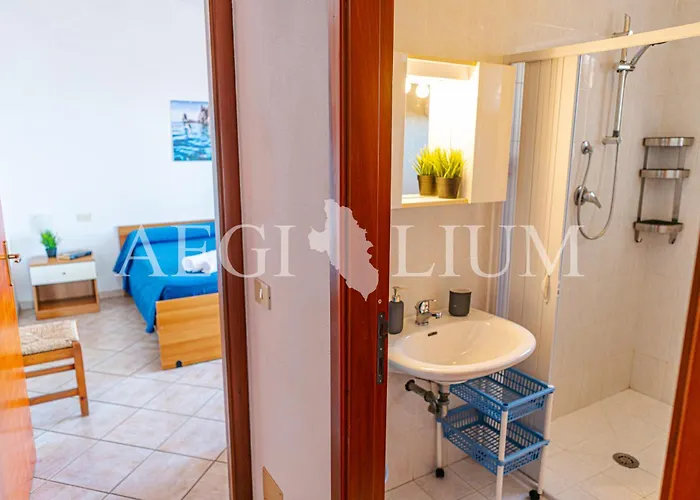 Apartment Castello 4 *