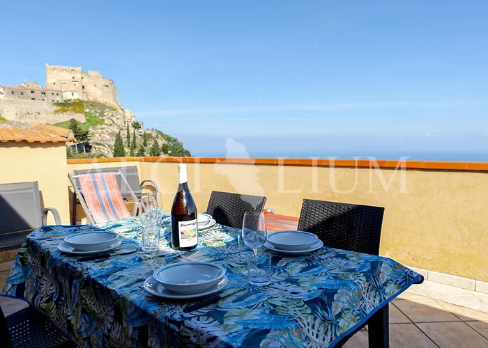 Apartment Castello 4 *